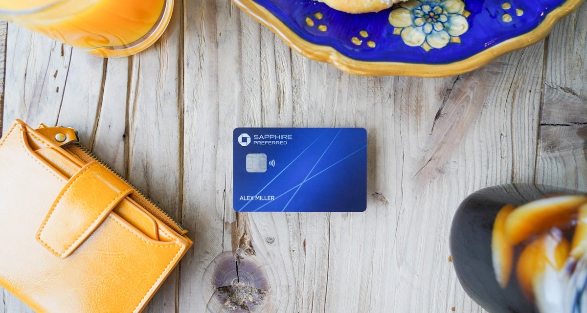 The 15 Best Visa Credit Cards [Travel Rewards, Cash-Back, Business]